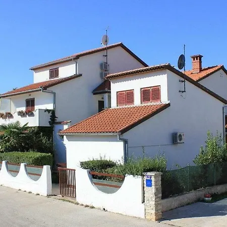 P&D Apartments Fazana Exterior photo